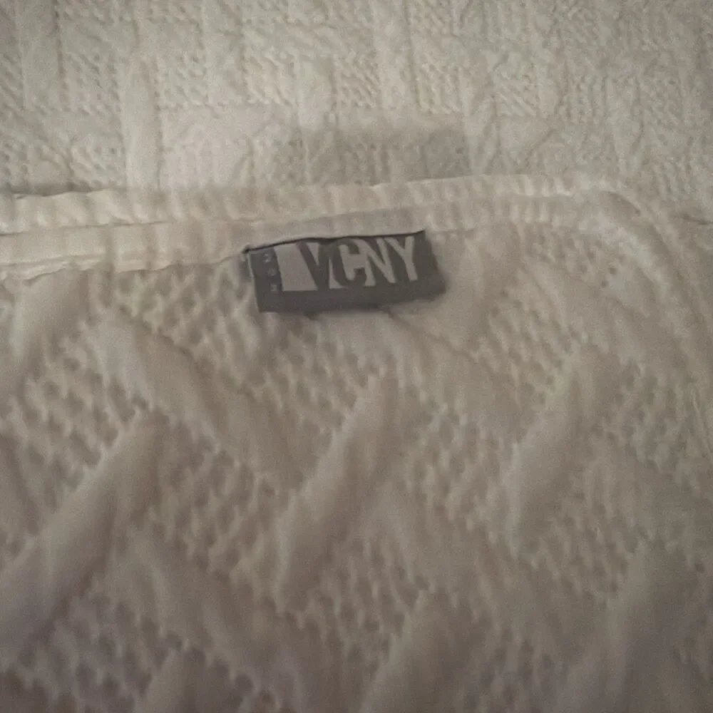Two Twin Size Nina Embossed Quilt Set White-VCNY Home. Beautiful Preowned Cond.